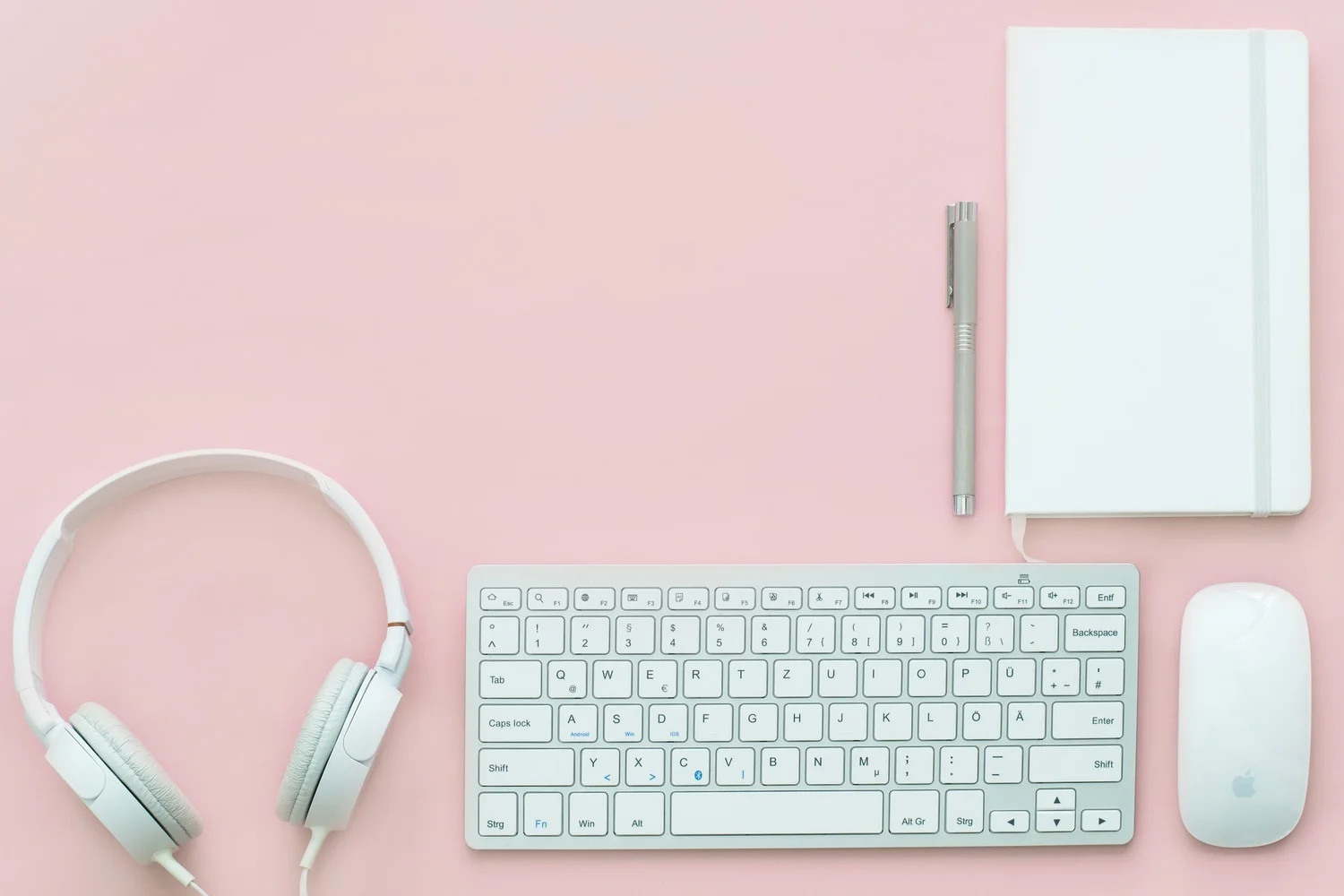 Headphones and keyboard for online tutoring CSD speech therapy classes phonetics speech sound disorders